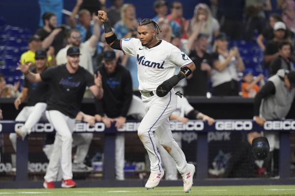 Miami Marlins working on trade that would send 2B Luis Arraez to the San Diego Padres