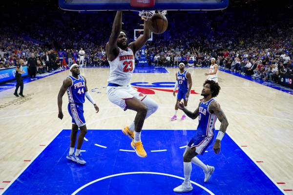 Mitchell Robinson has surgery on ankle that knocked him out of Knicks' playoff run, AP source says