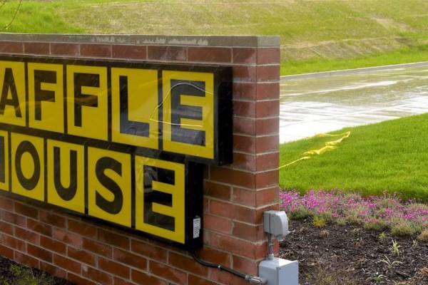 2 injured in shooting at Waffle House in Virginia; 2 suspects in custody