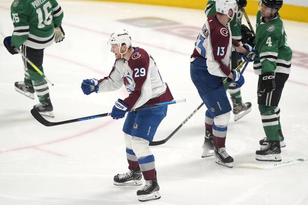 Avalanche got legs under them in another comeback to beat fading Stars in 2nd-round opener