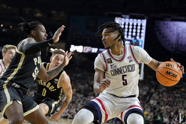 UConn freshman Stephon Castle declares for NBA draft and becomes school's second one-and-done player