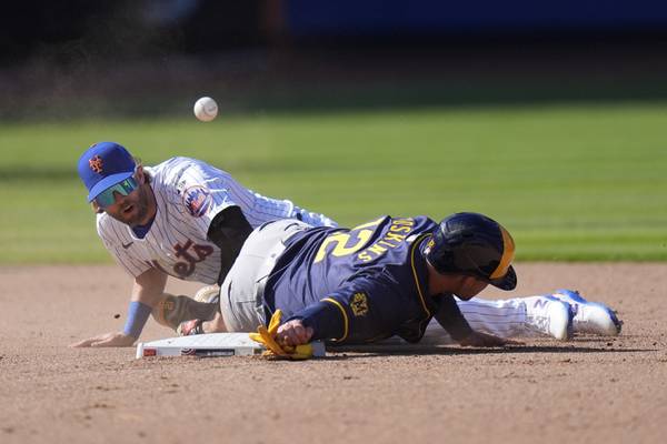 McNeil and Hoskins get heated after hard slide in Brewers-Mets opener